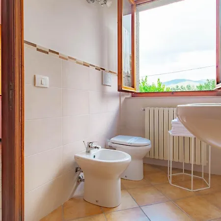 La Casa Di Nunzi Feriehus *